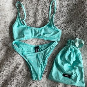 Triangl aqua bikini